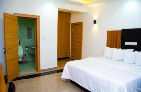 Private 1 Bedroom Studio in Abuja with Pool, Balcony, Garden